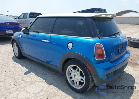 2008 Mini Cooper S z USA, uszkodzony, nr VIN WMWMF73528TT91045